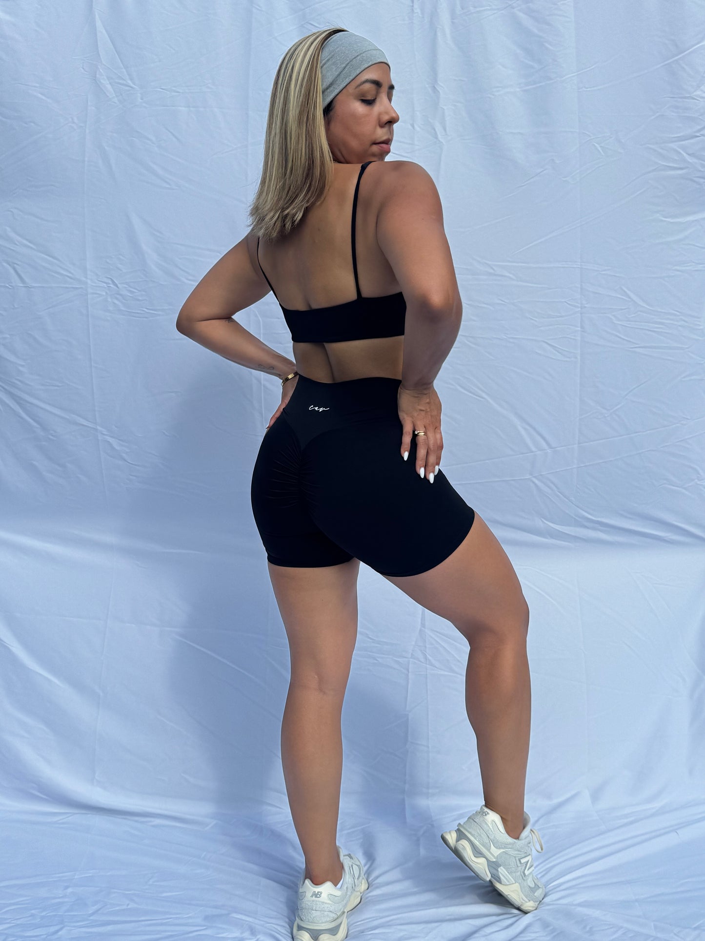 TOP BLACK SIN COSTURA